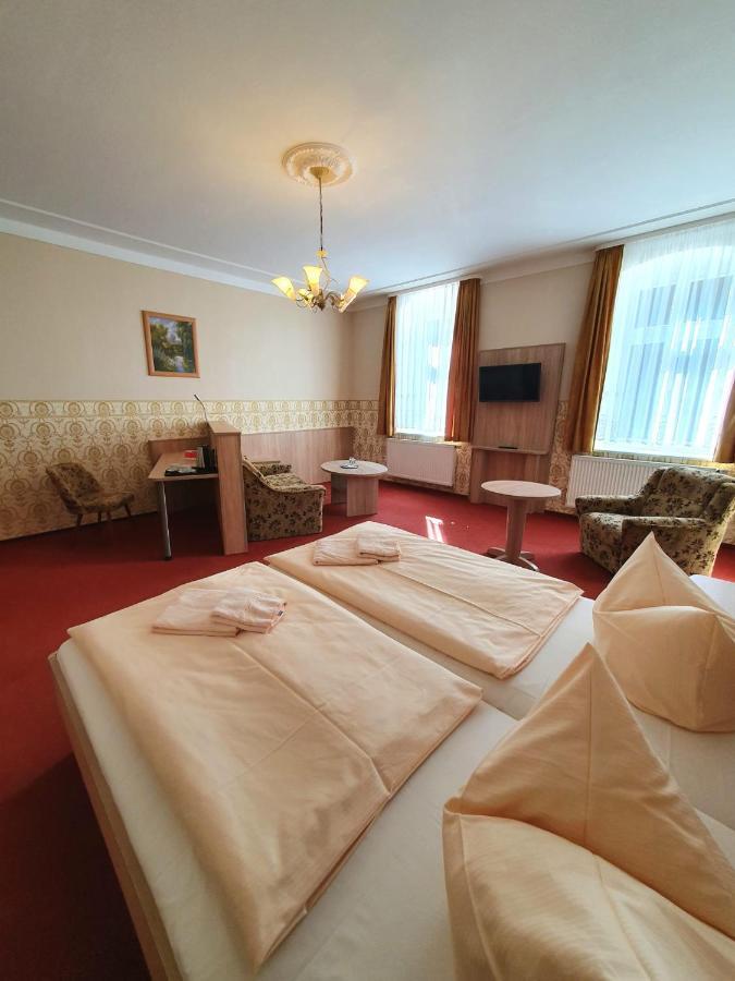 Hotel Garni Dekorahaus Bad Schandau Luaran gambar